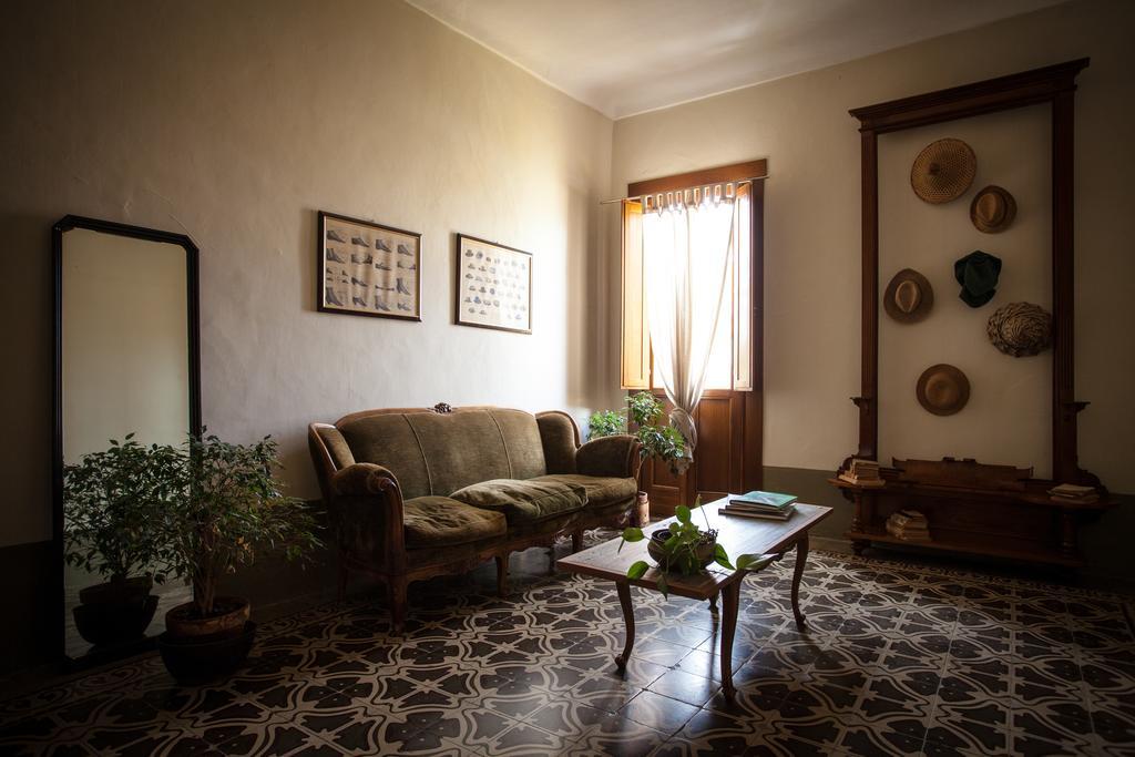 Piazza San Pantaleo Bed & Breakfast Sorso Luaran gambar